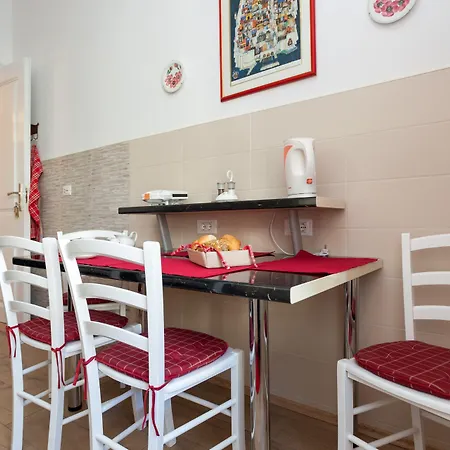 Iveta Appartement *